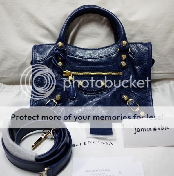 กระเป๋าBalenciaga
