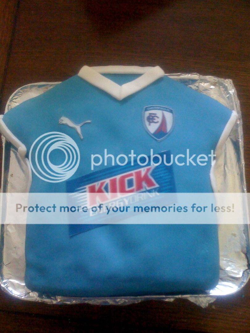 FootballShirtCake.jpg