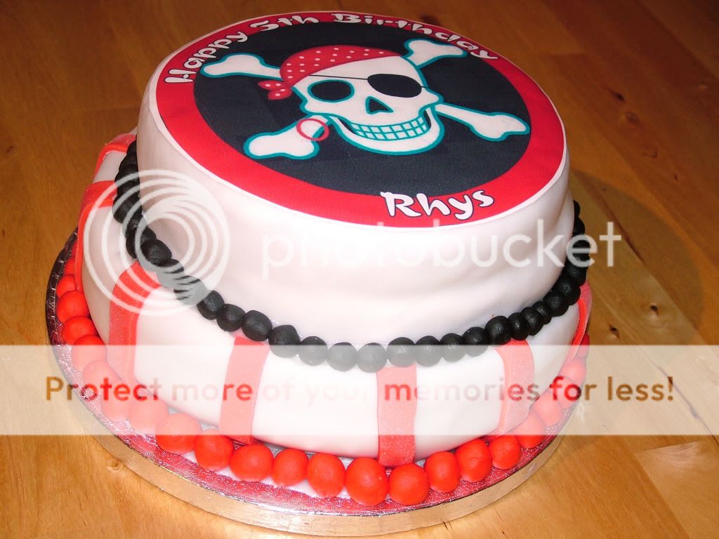 RhysCake2.jpg